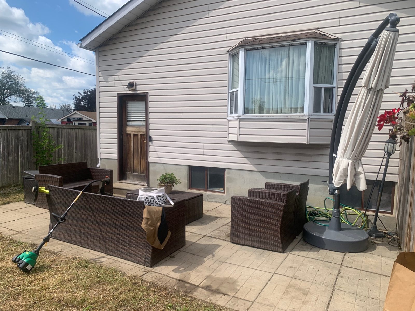 Overgrown patio reclaim after razorshap service